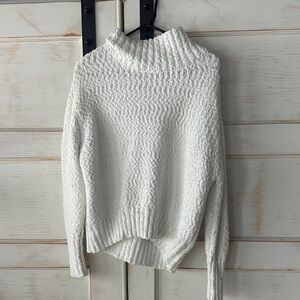 Cynthia Rowley Elegant Cream Turtleneck Sweater